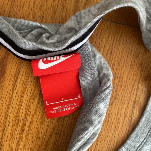 Nike twisted racerback tank - Picture 4 of 4